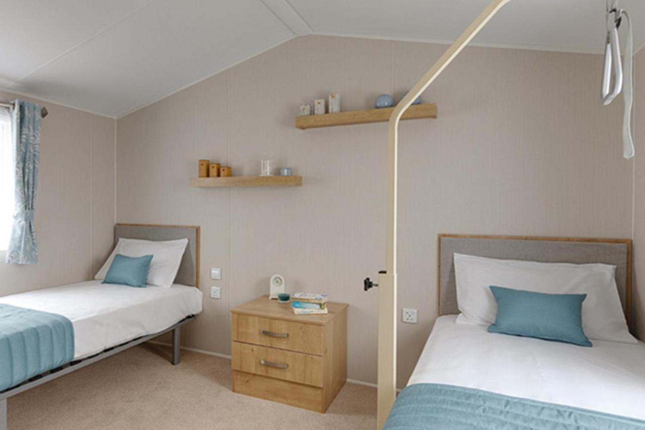Newperran Holiday Park 뉴키 외부 사진