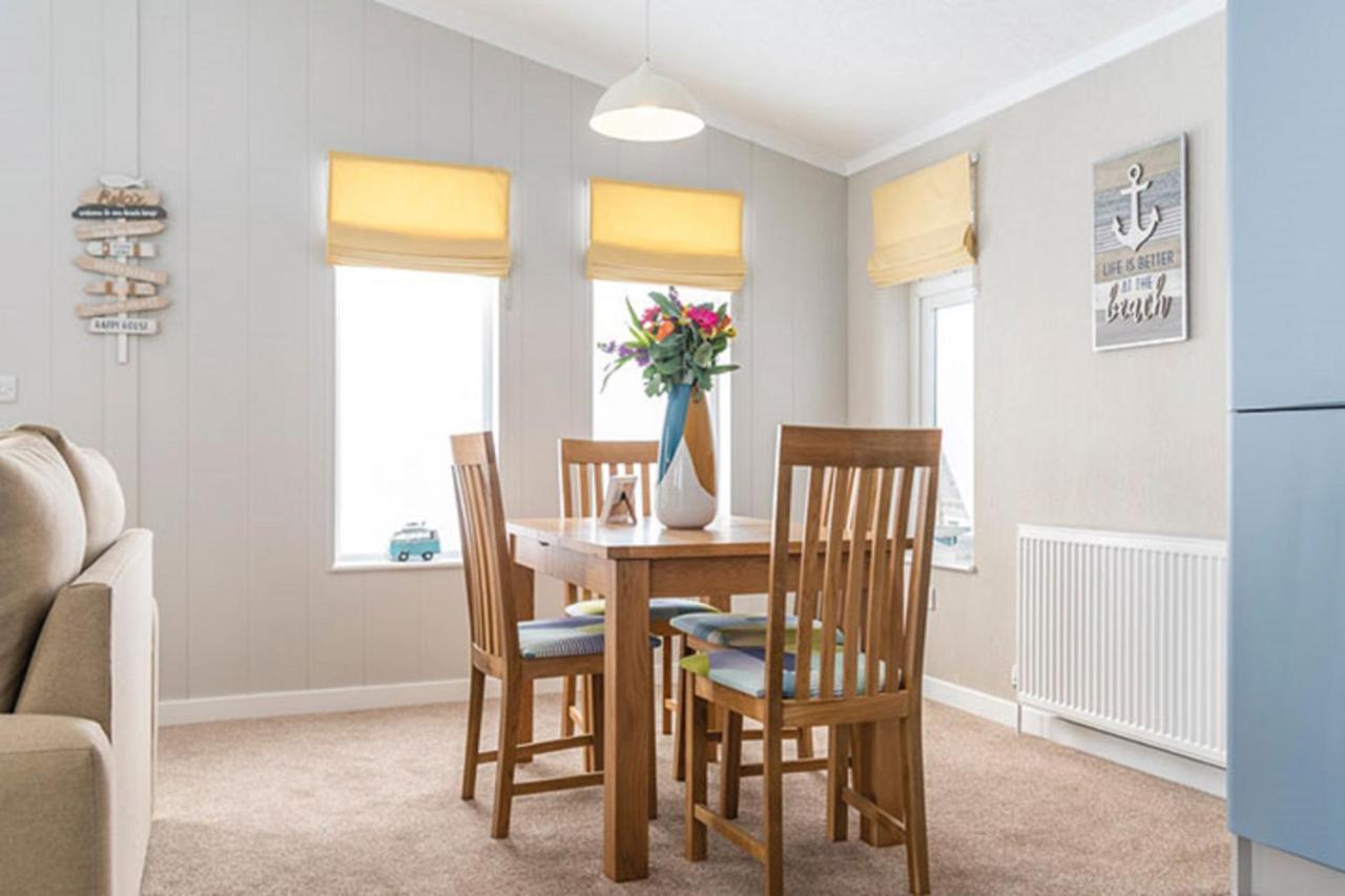 Newperran Holiday Park 뉴키 외부 사진