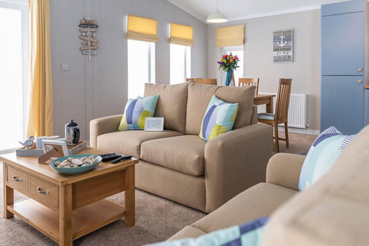 Newperran Holiday Park 뉴키 외부 사진