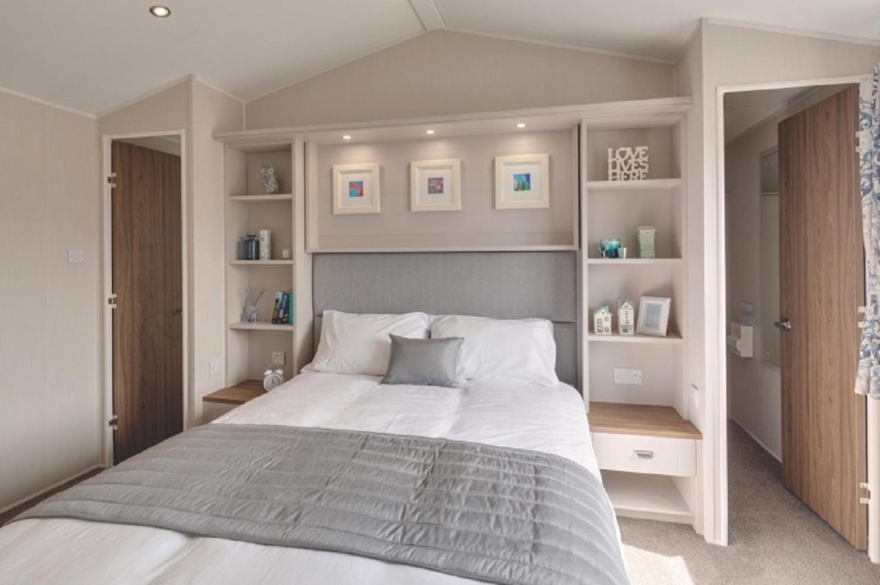 Newperran Holiday Park 뉴키 외부 사진