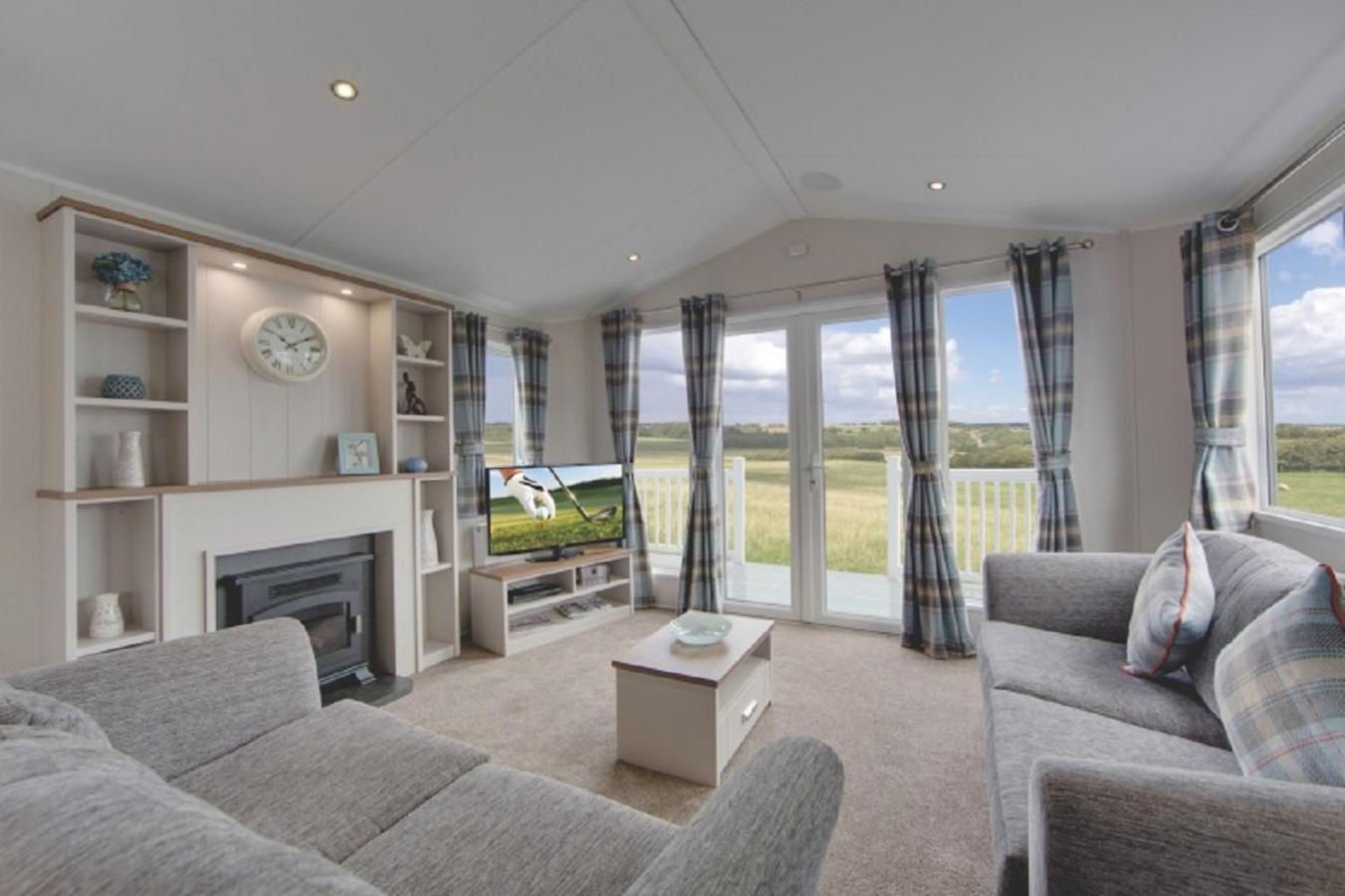 Newperran Holiday Park 뉴키 외부 사진