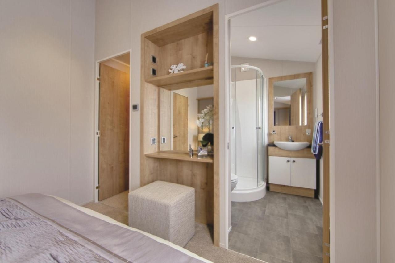 Newperran Holiday Park 뉴키 외부 사진