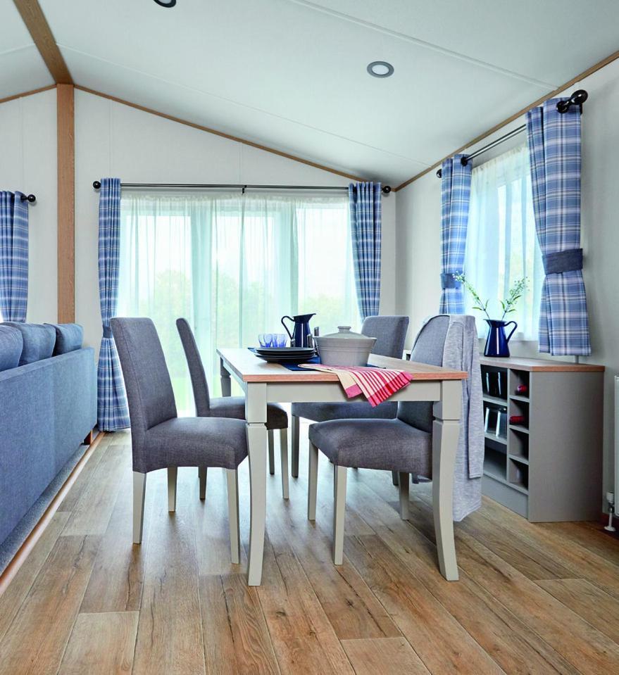 Newperran Holiday Park 뉴키 외부 사진