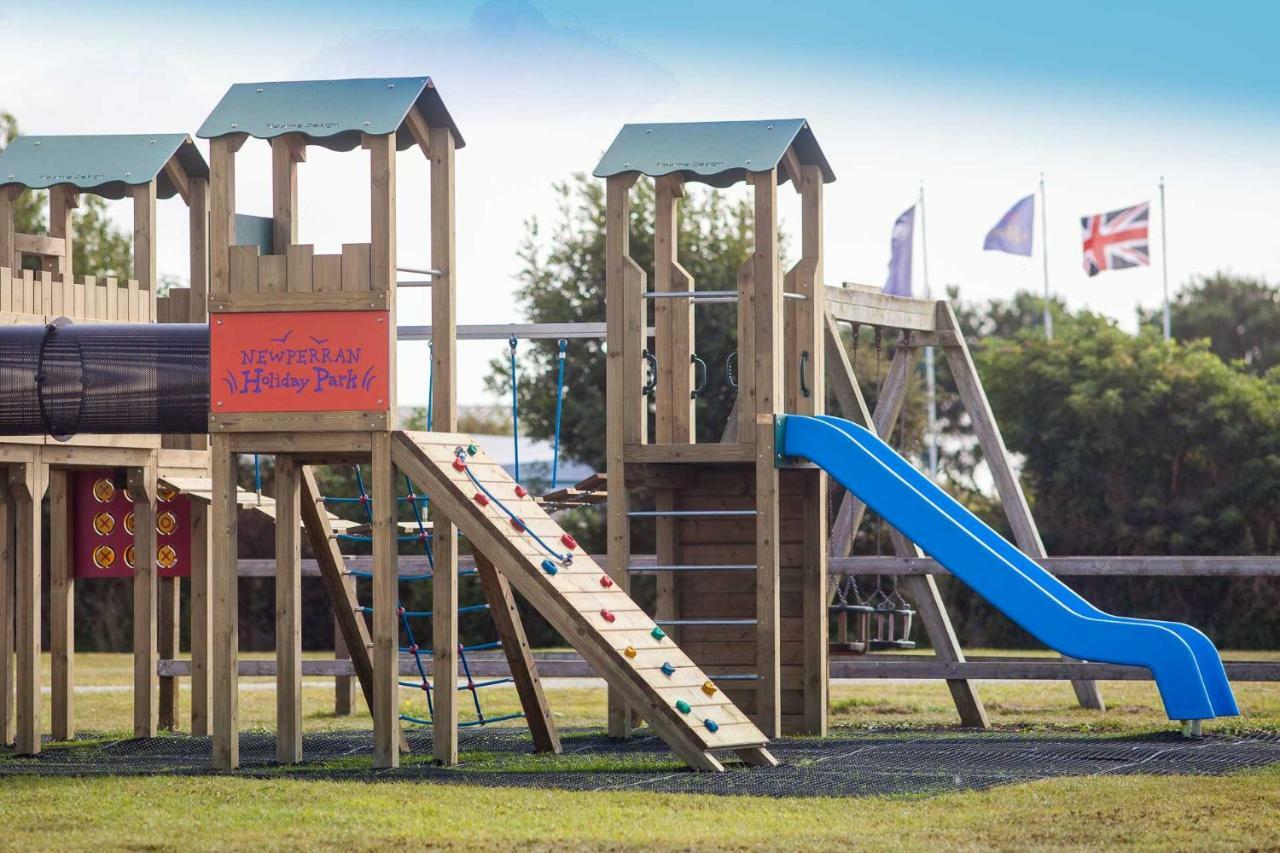 Newperran Holiday Park 뉴키 외부 사진