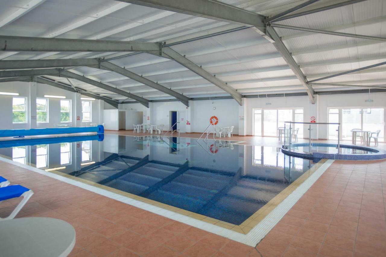 Newperran Holiday Park 뉴키 외부 사진